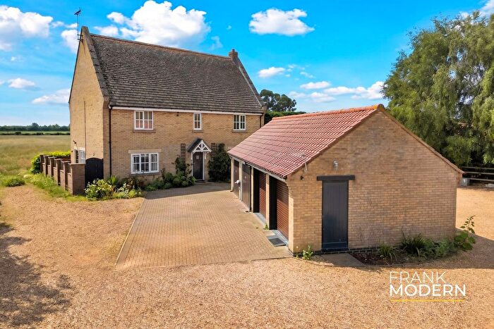 4 Bedroom Detached House For Sale In Ladds Lane, Maxey, PE6