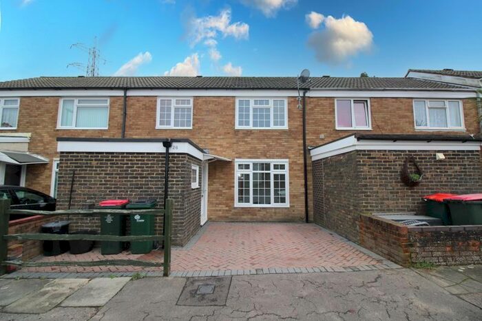3 Bedroom Terraced House To Rent In Chiddingly Close, Crawley, RH10