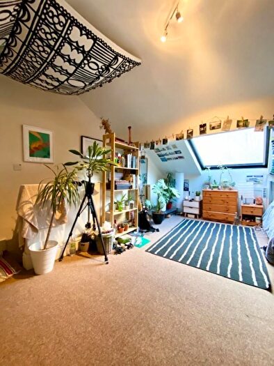 4 Bedroom House To Rent In Club Street, Sheffield, S11