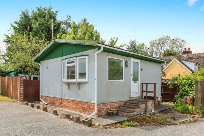 1 Bedroom Park Home For Sale In The Ranch Mobile Home Park, Hitcham, Ipswich, IP7
