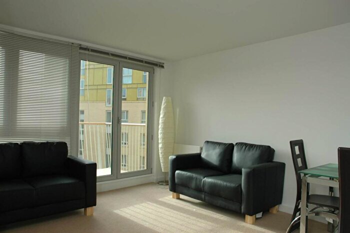 1 Bedroom Flat For Sale In Eden Grove, , Holloway, London, N7