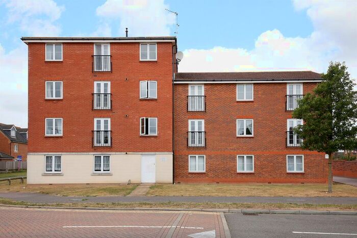 2 Bedroom Apartment For Sale In Cunningham Avenue, Hatfield, AL10