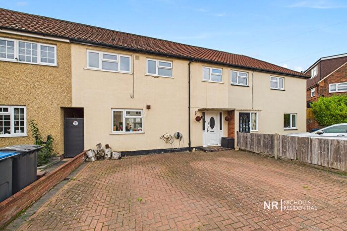 3 Bedroom Terraced House For Sale In Babbacombe Close, Chessington, Surrey., KT9