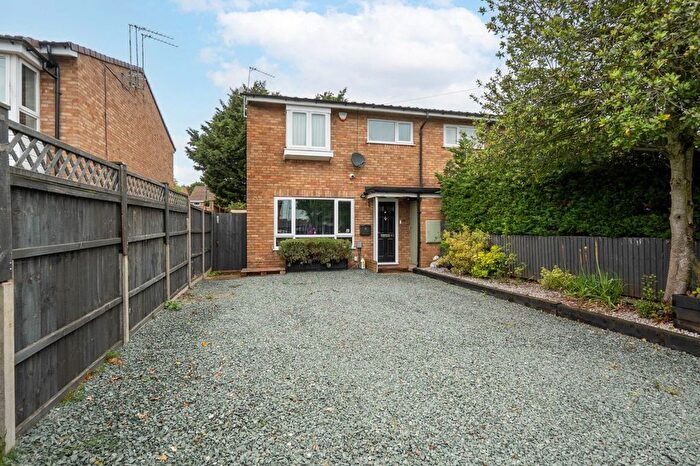 3 Bedroom Semi-Detached House For Sale In Churchill Road, Leighton Buzzard, Bedfordshire, LU7