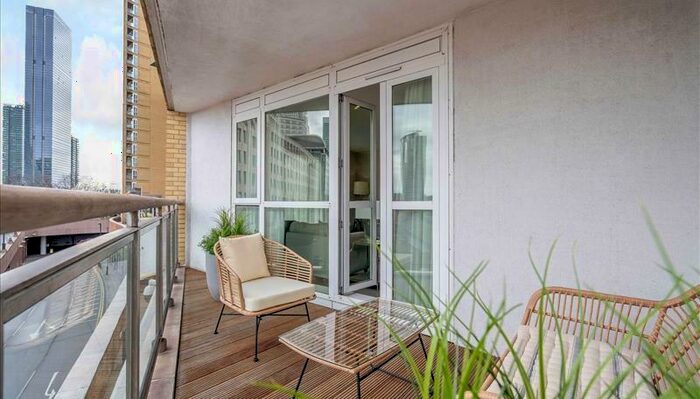 1 Bedroom Apartment To Rent In Westferry Circus, London, E14