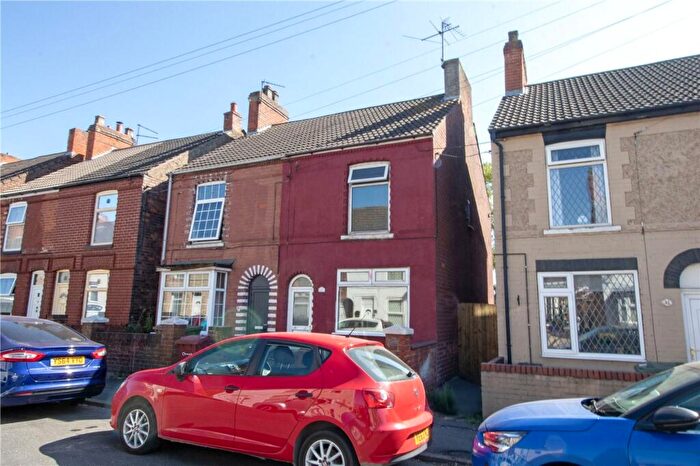 2 Bedroom Semi Detached House For Sale In North Parade, Scunthorpe, DN16