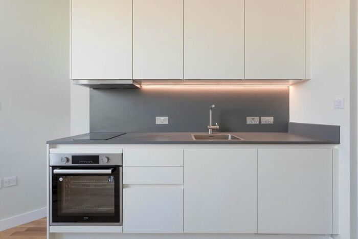 Flat To Rent In Premier House Canning Road, HA3