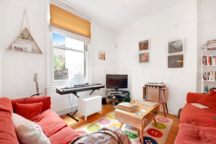 1 Bedroom Flat To Rent In Maygrove Road, NW6