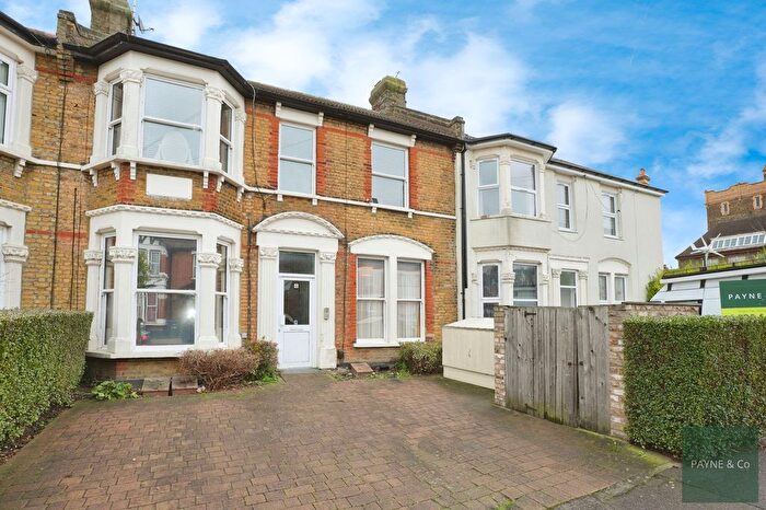 1 Bedroom Flat For Sale In Melbourne Road, Ilford, IG1