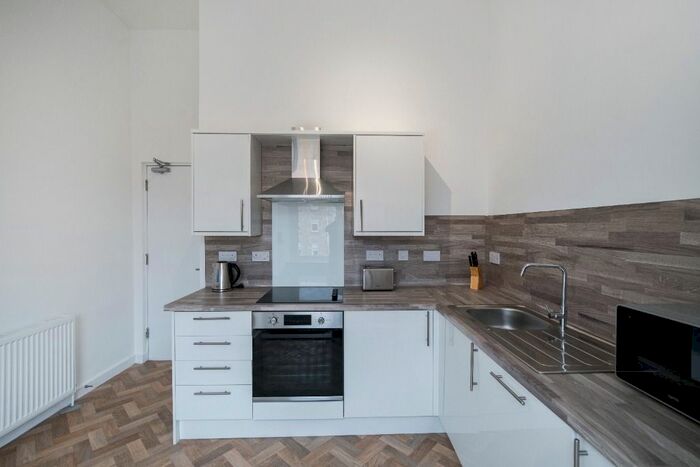 2 Bedroom Flat To Rent In St Vincent Street, Glasgow, G3