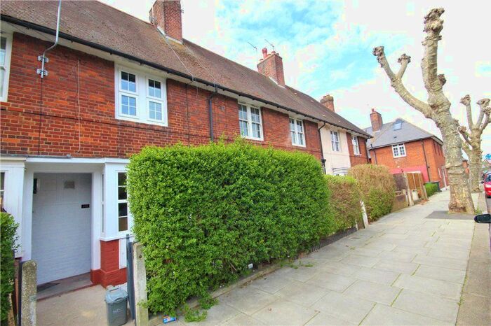 2 Bedroom Terraced House To Rent In Wulfstan Street, London, W12