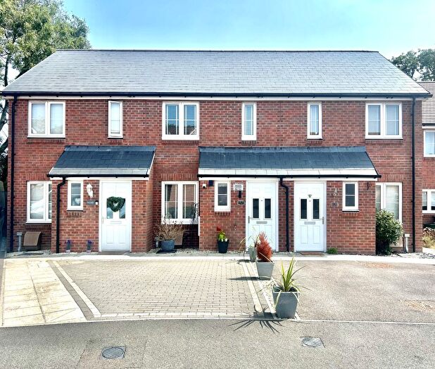 2 Bedroom Terraced House For Sale In Maple Road, Shaftesbury, SP7