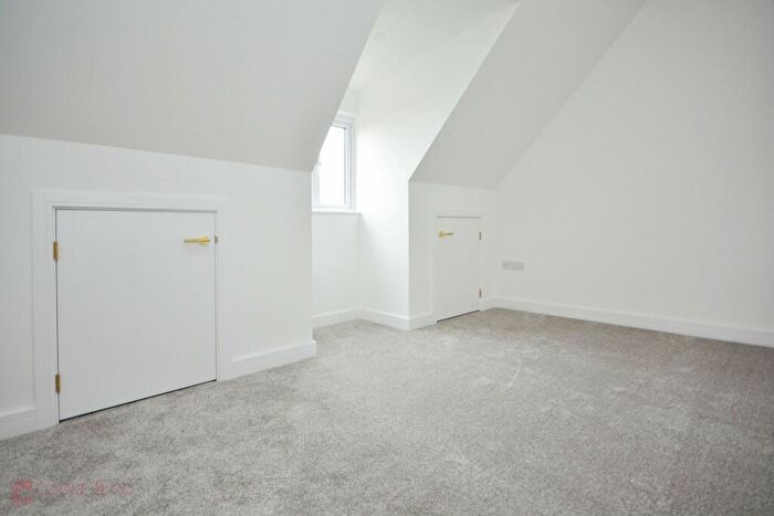 4 Bedroom Detached House For Sale In Haine Road, Ramsgate, CT12