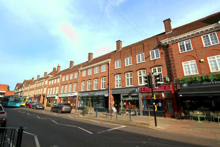 2 Bedroom Flat To Rent In Hermitage Road, Hitchin, SG5