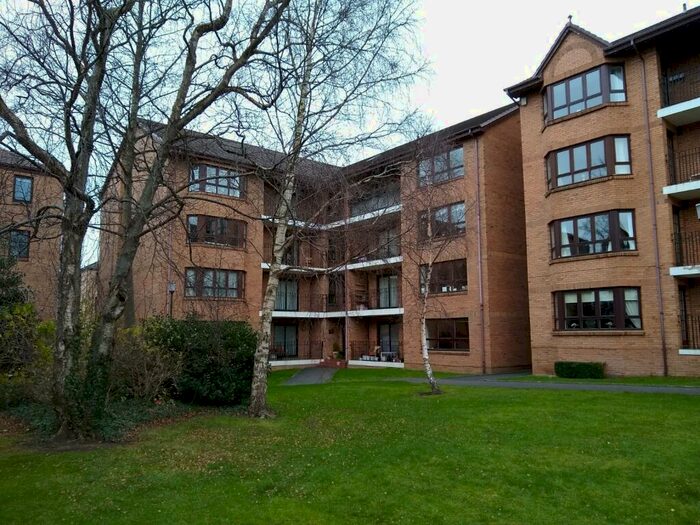 3 Bedroom Flat To Rent In Craigend Park, Edinburgh, EH16