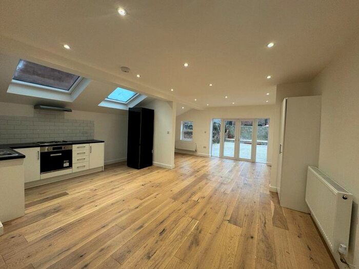 Studio To Rent In Richborough Road, London, NW2