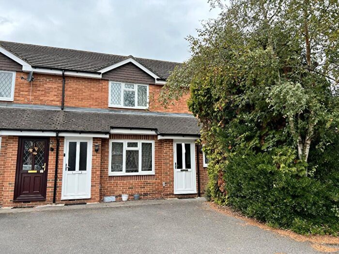 2 Bedroom Flat To Rent In Hazeldene, Reading Road, Basingstoke, Hampshire, RG24