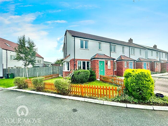 3 Bedroom End Of Terrace House For Sale In Abbey Mead Close, Dartford, Kent, DA1