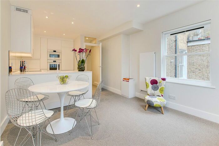 1 Bedroom Flat To Rent In Nevern Square, Earls Court, London, SW5