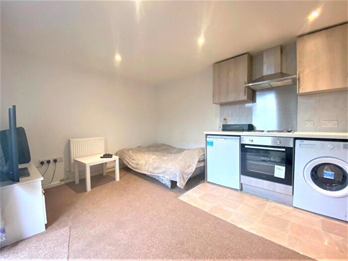 1 Bedroom Apartment To Rent In Northernhay Street, Exeter, EX4
