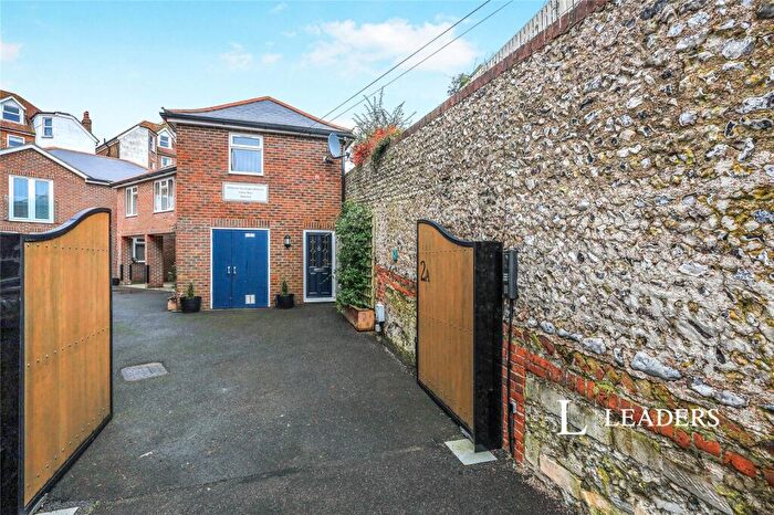 2 Bedroom Flat To Rent In St. Marys Road, Eastbourne, East Sussex, BN21