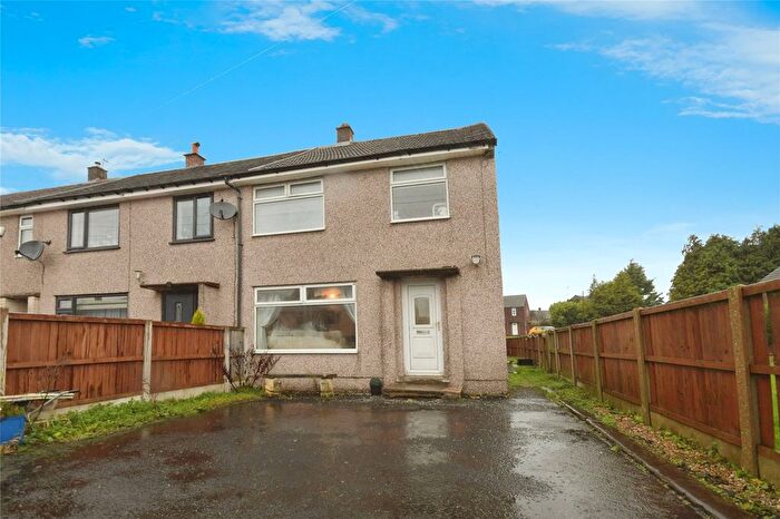 3 Bedroom Terraced House For Sale In Edensor Avenue, Buxton, Derbyshire, SK17