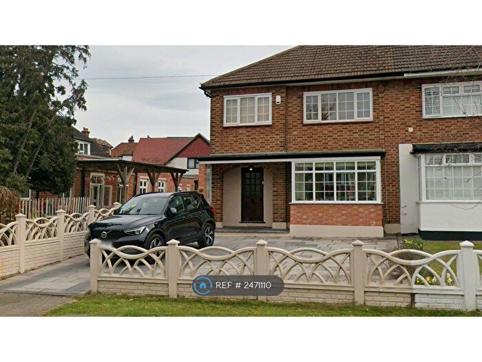 3 Bedroom Semi-Detached House To Rent In Coney Hill Road, West Wickham, BR4