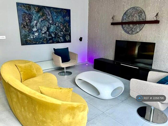 1 Bedroom Flat To Rent In St. John's Wood High Street, London, NW8