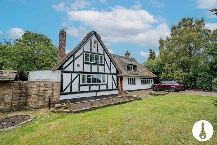 4 Bedroom Detached House For Sale In Hale Road, Liverpool, L24