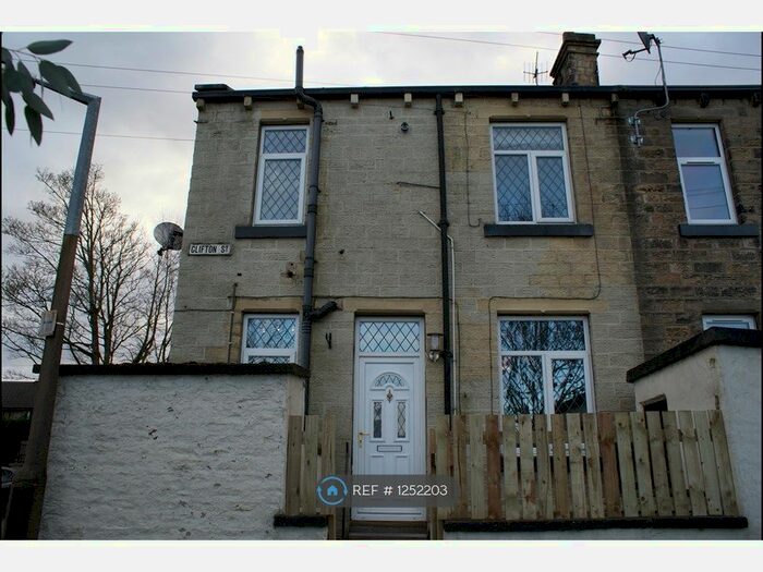 2 Bedroom Terraced House To Rent In Clifton Street, Keighley BD22