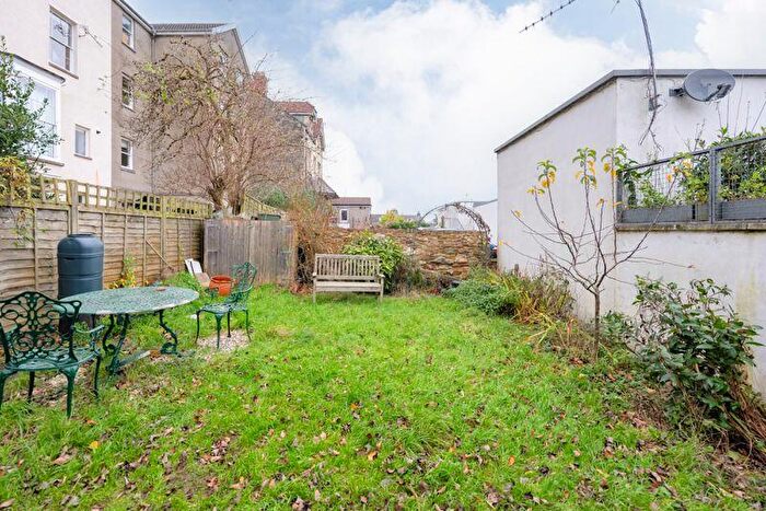 1 Bedroom Apartment For Sale In Sydenham Road | Cotham, BS6