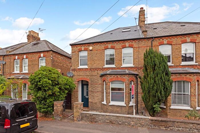 3 Bedroom Semi-Detached House To Rent In St. Marks Road Windsor, SL4