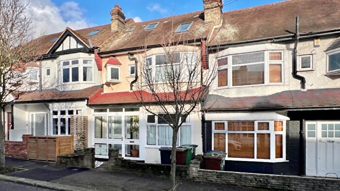 4 Bedroom Terraced House For Sale In Whitehall Gardens, Chingford, E4
