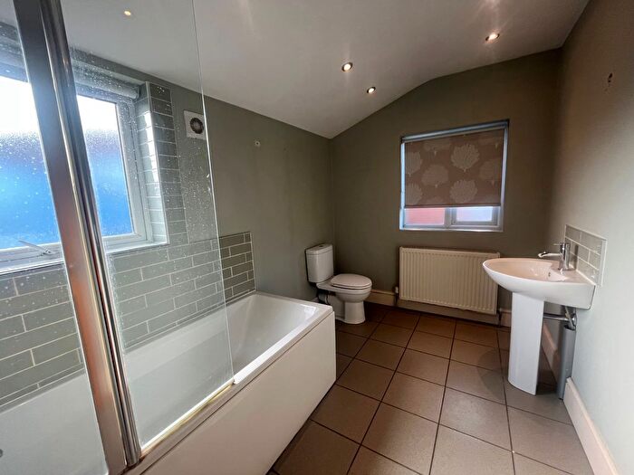 2 Bedroom End Terrace House To Rent In Cloutsham Street, The Mounts, NN1