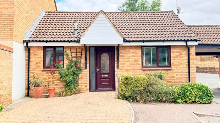 1 Bedroom Semi-Detached Bungalow To Rent In Beane Walk, Stevenage, SG2