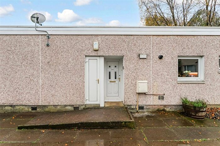 4 Bedroom Bungalow For Sale In Larch Court, Cumbernauld, Glasgow, North Lanarkshire, G67