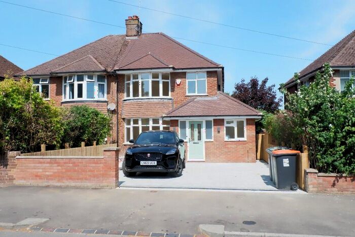 4 Bedroom Detached House To Rent In Canesworde Road, Dunstable, LU6