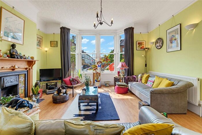 5 Bedroom Terraced House For Sale In Broomwood Road, SW11