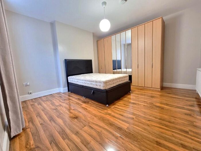 Studio To Rent In Ecclesall Road, Sheffield, S11