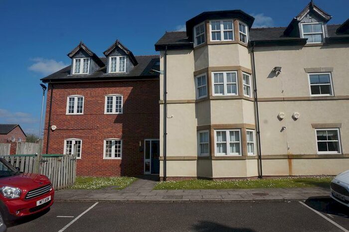 2 Bedroom Apartment To Rent In Tudor Court, Congleton, CW12