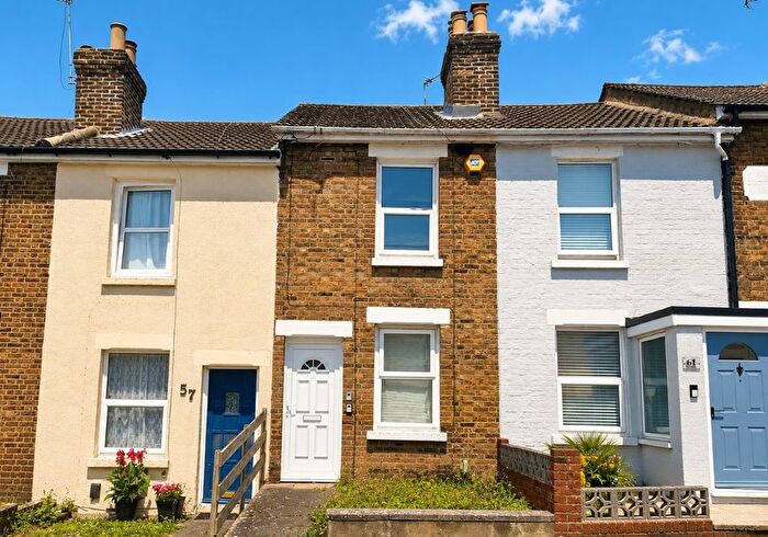 3 Bedroom Terraced House For Sale In Dover Street, Maidstone, Kent, ME16