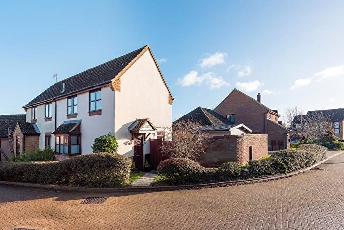 2 Bedroom Semi Detached House For Sale In Lynott Close, Crownhill, Milton Keynes, Buckinghamshire, MK8