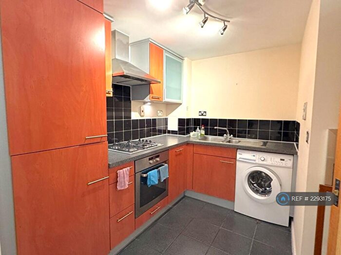 1 Bedroom Flat To Rent In Ammonite House, London, E15