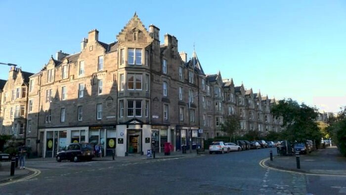 3 Bedroom Flat To Rent In Warrender Park Road, Edinburgh, EH9