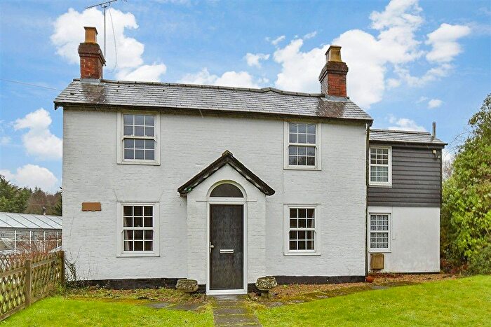 4 Bedroom Detached House For Sale In London Road, Faversham, Kent, ME13