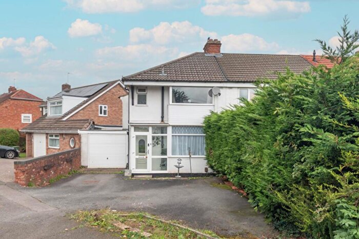 3 Bedroom End Of Terrace House For Sale In Hillview Road, Rubery, Rednal, Birmingham, B45