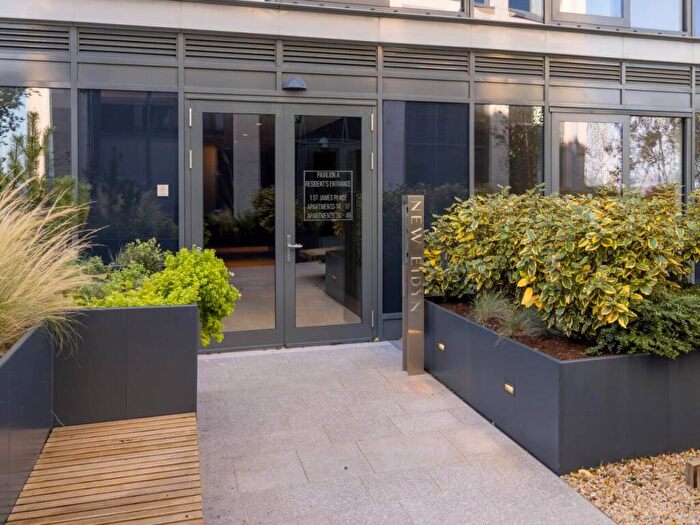 3 Bedroom Flat To Rent In New Eidyn, Elder Street, City Centre, EH1