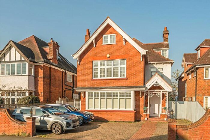 7 Bedroom Detached House For Sale In Walpole Road, Surbiton, KT6