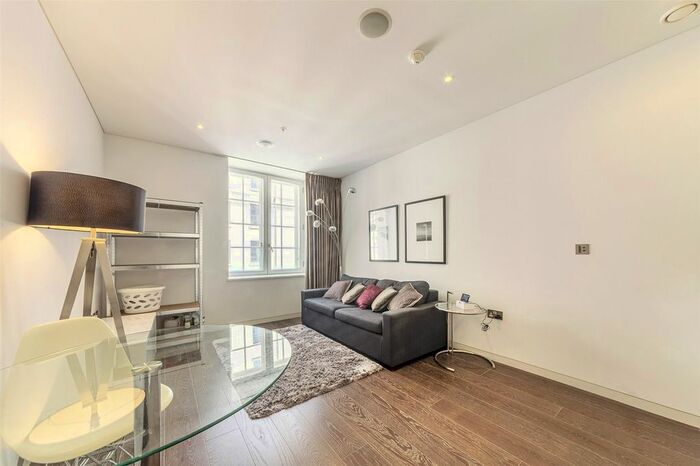 1 Bedroom Flat To Rent In Marconi House, Strand, London, WC2R