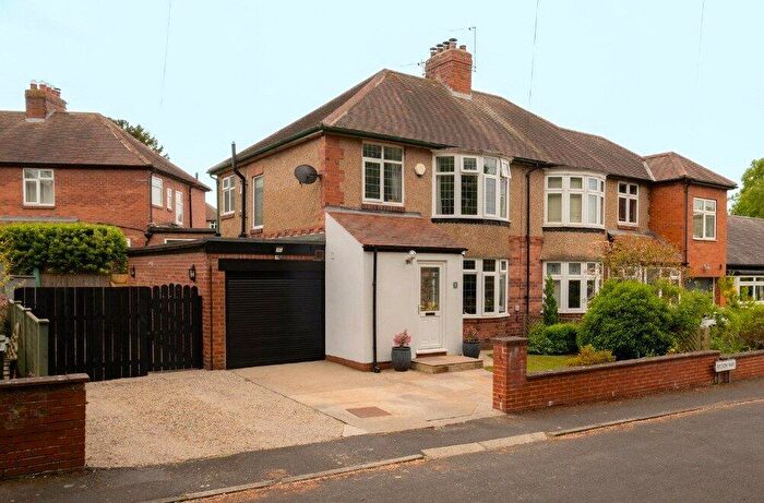 3 Bedroom Semi-Detached House For Sale In Aydon Way, Corbridge, NE45